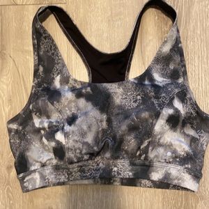 Galaxy sports bra. Size medium, medium support. In good condition!